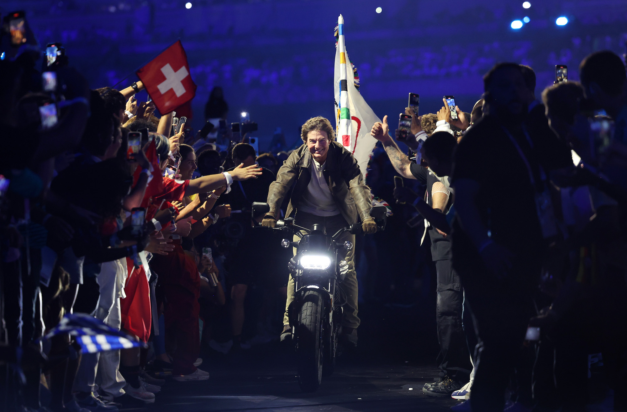 Olimpiyat Kapanış Töreni Yapımcısı Tom Cruise'un Dublör Sızıntısına Tepki Verdi