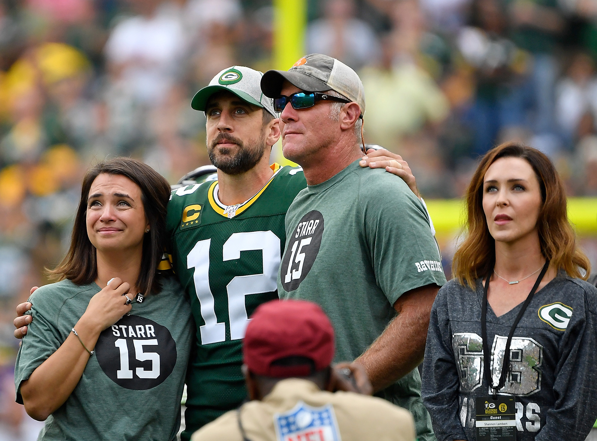 Revisitando o relacionamento Rocky de Aaron Rodgers com seu companheiro de equipe Brett Favre