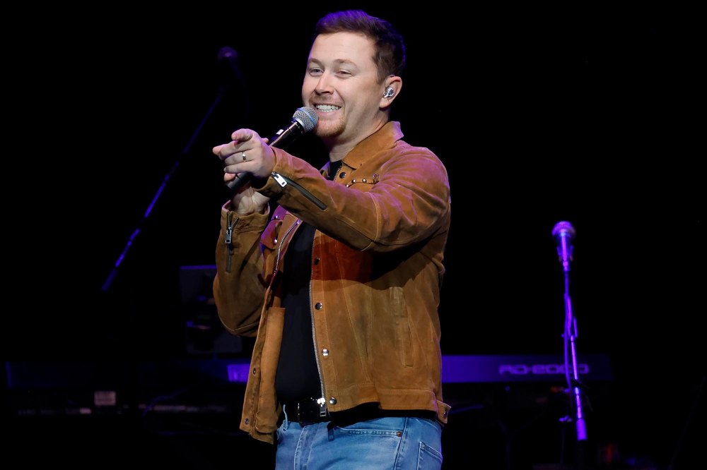 Scotty McCreery chama frequentador de show de covarde após bater em mulher