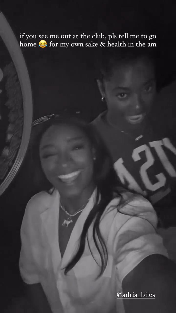 Simone Biles não se sente bem depois de sair à noite em Paris