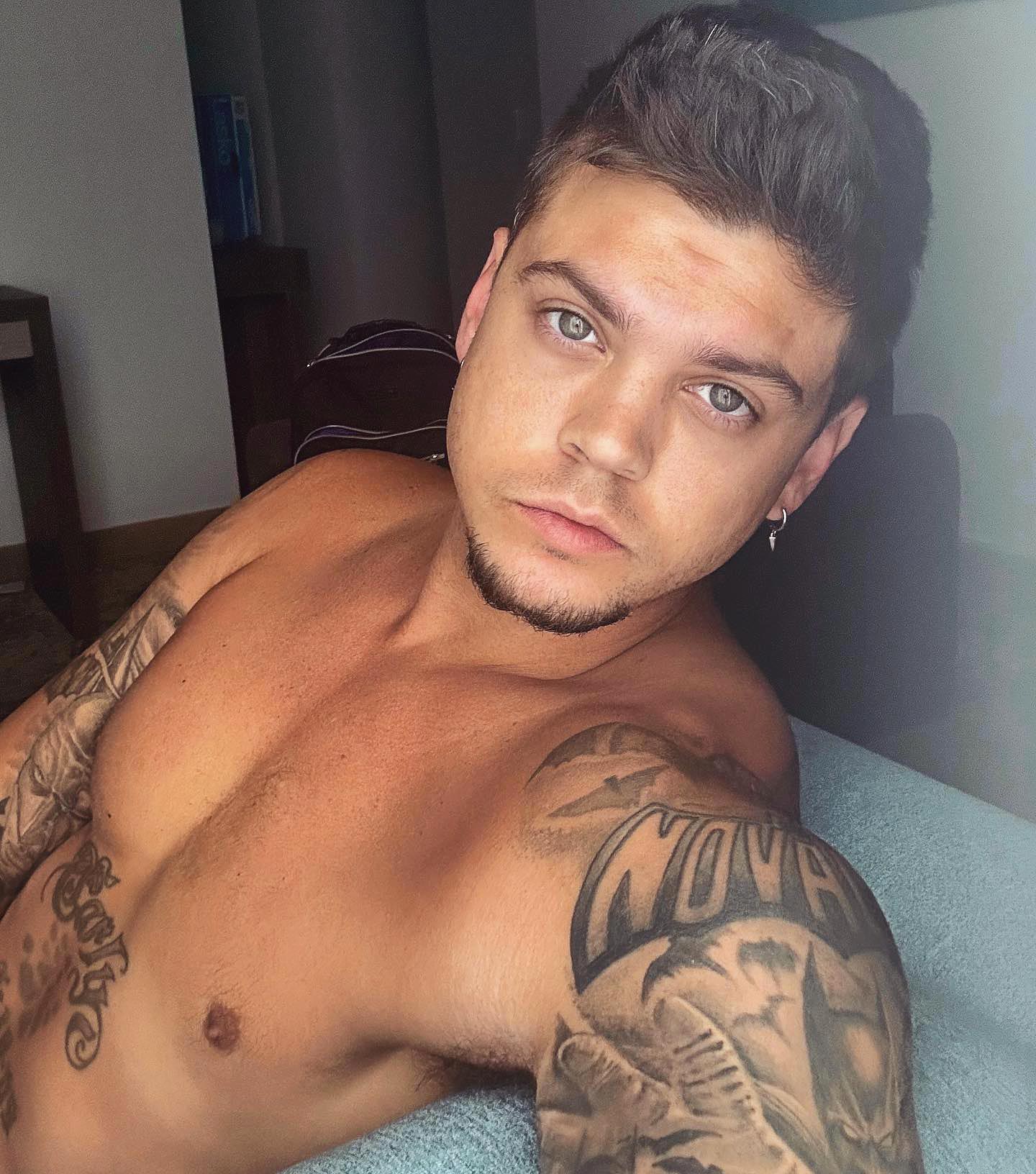 Tyler Baltierra của Teen Mom chia sẻ tiến trình tập luyện của mình với NSFW Pic