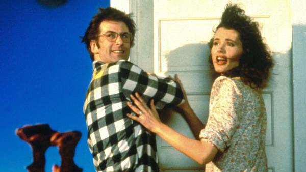 Tim Burton Explains Why Alec Baldwin and Geena Davis Arent in the Beetlejuice Sequel