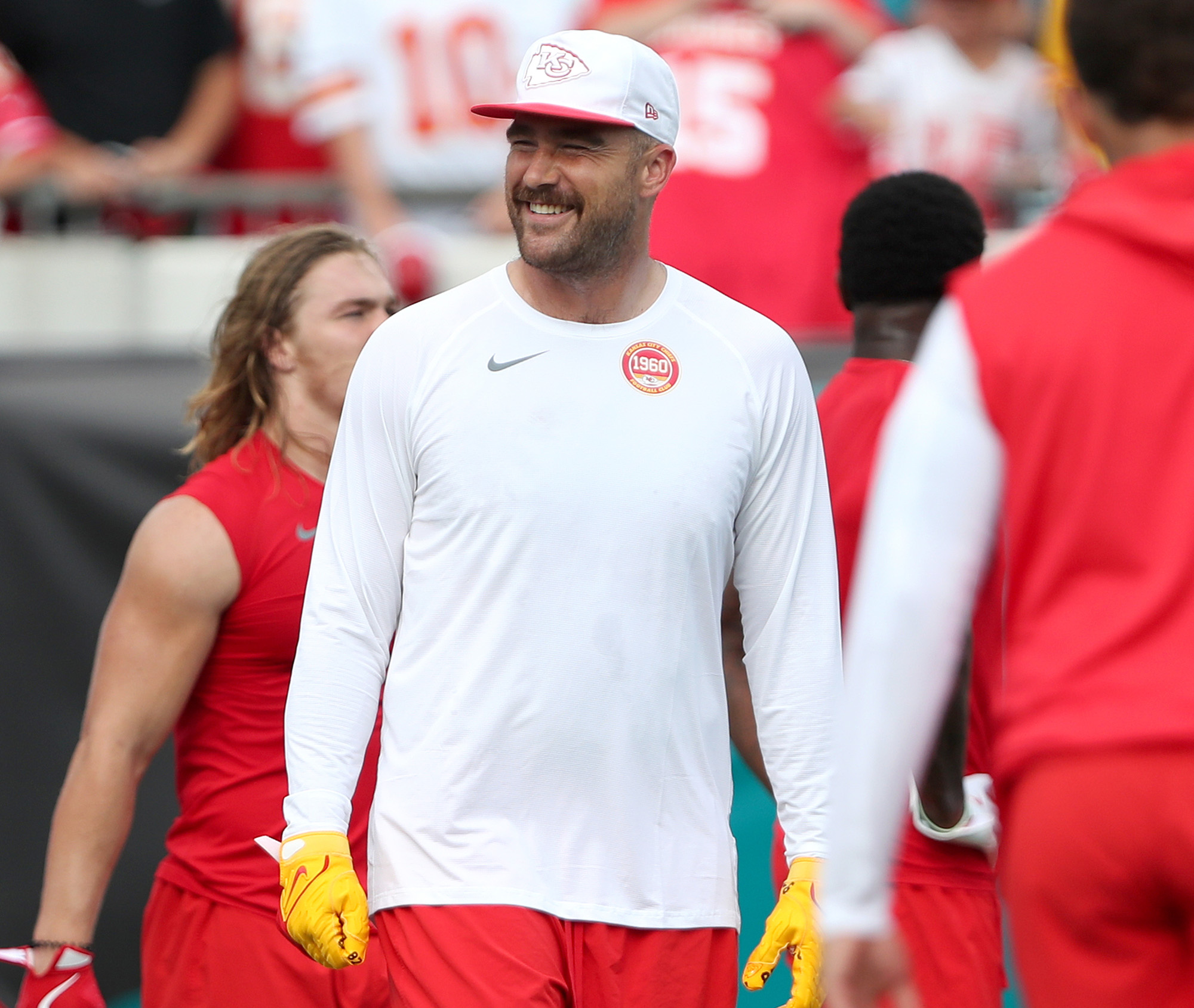 Travis Kelce kann während des Chiefs-Trainingslagers nicht aufhören, „Okay, nein“ zu sagen