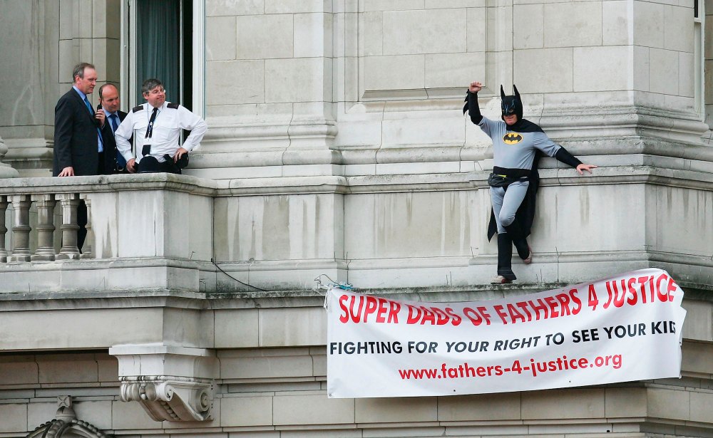 Viral Moments From Outside Buckingham Palace