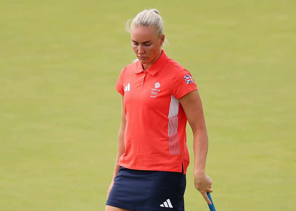 O jogador de golfe Charley Hull, que fumava viralmente, atribui o desempenho ruim nas Olimpíadas à queda no chuveiro