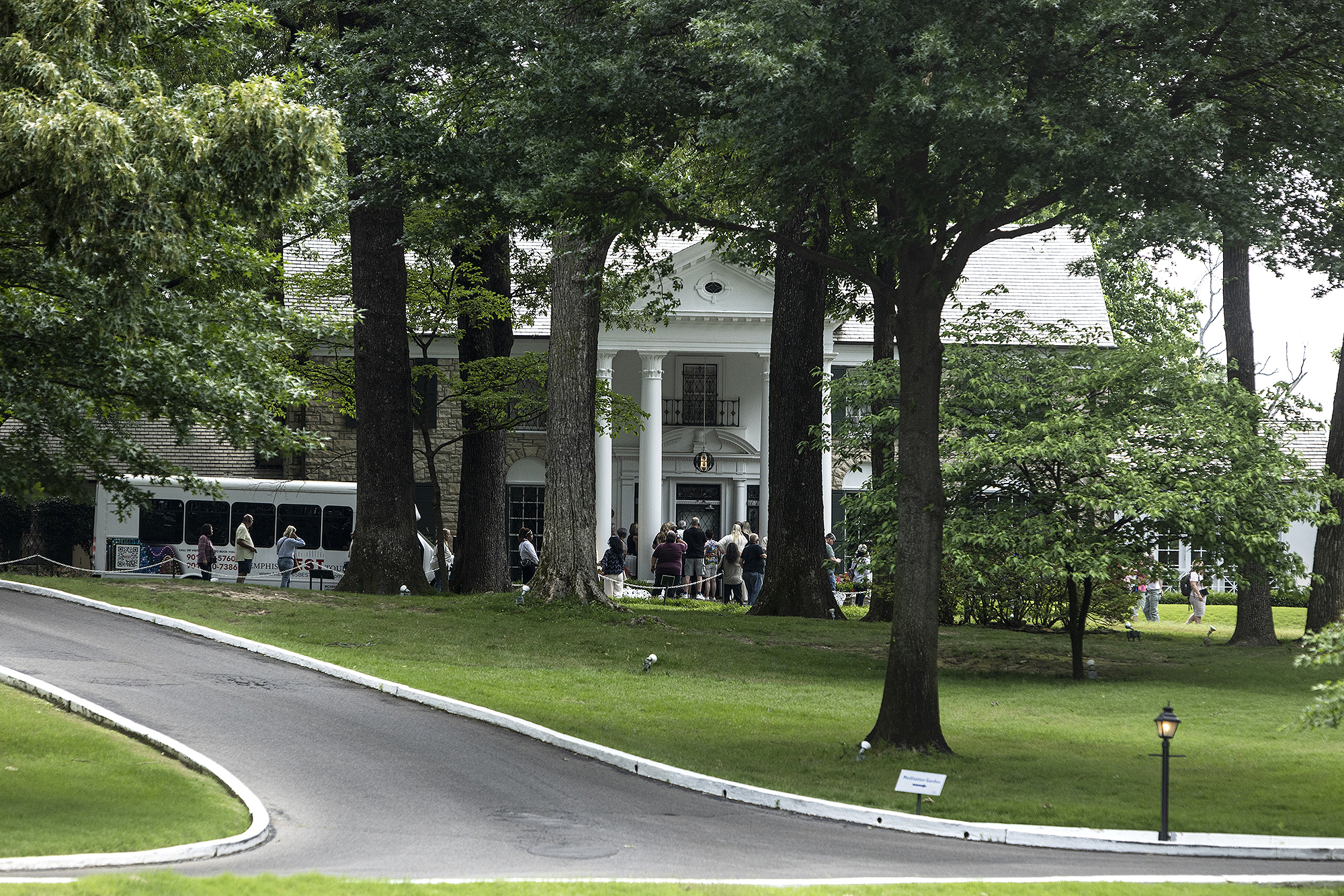 Arrest Made for Alleged Graceland Auction, $2.85M Extortion Attempt