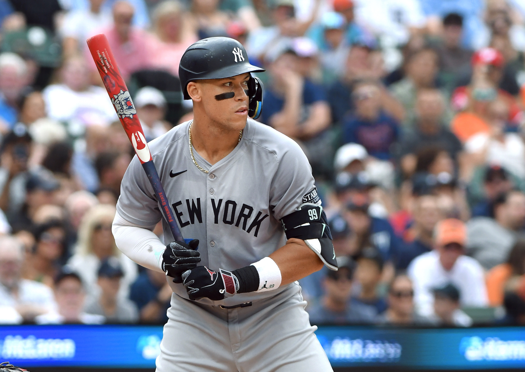 Der Trainer der Staten Island Little League verurteilt Aaron Judge, weil er sich nicht mit Spielern getroffen hat