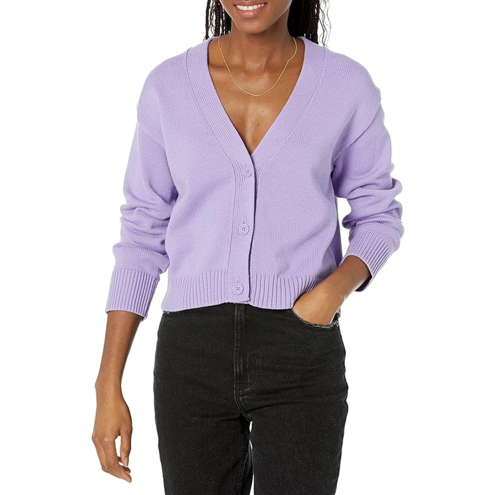 Amazon Essentials Relaxed Fit V-Neck Cropped Cardigan