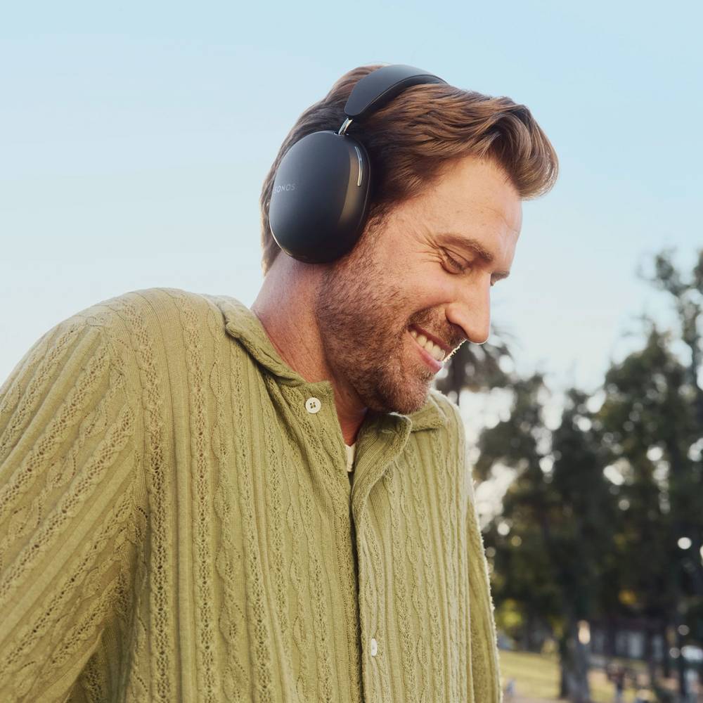 best-gifts-for-dad-sonos-ace-headphones