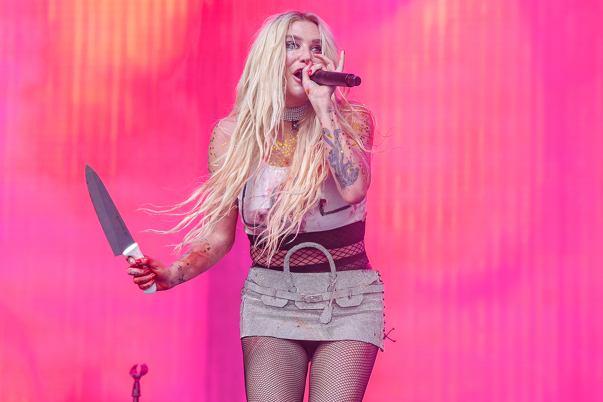 Kesha 'Không biết' Prop Knife đã được đổi lấy Real Blade tại Lollapalooza