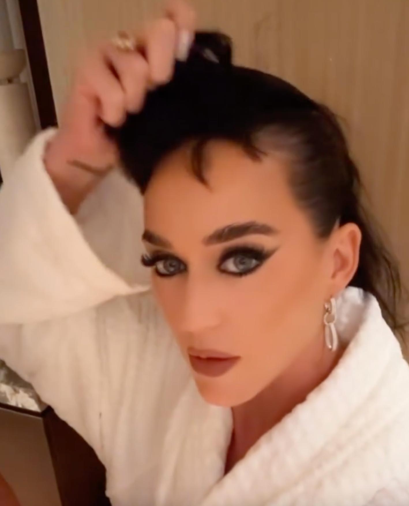 Katy Perry Is Just Like Us: Ditching Clip-Ins, Glam Gown Once She's Home