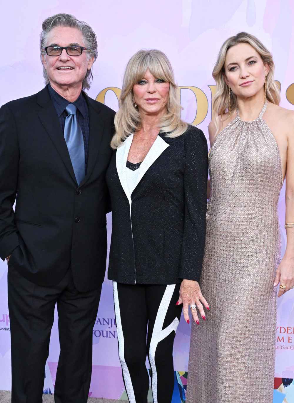 Kurt Russell mengatakan Goldie Hawn selalu menjadi hal terpenting yang memberikan wawasan tentang kehidupan keluarga dan cucu.