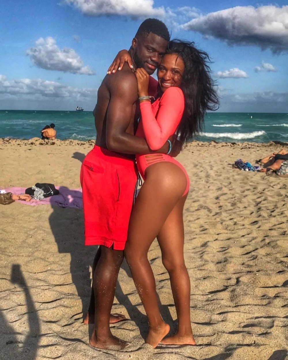 La tenista Frances Tiafoe y su novia Ayan Broomfields Tiempo de relación