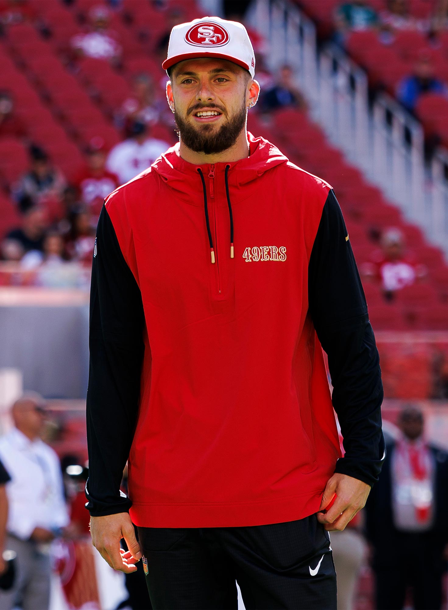 Ricky Pearsall, do San Francisco 49ers, participa da abertura da temporada após as filmagens