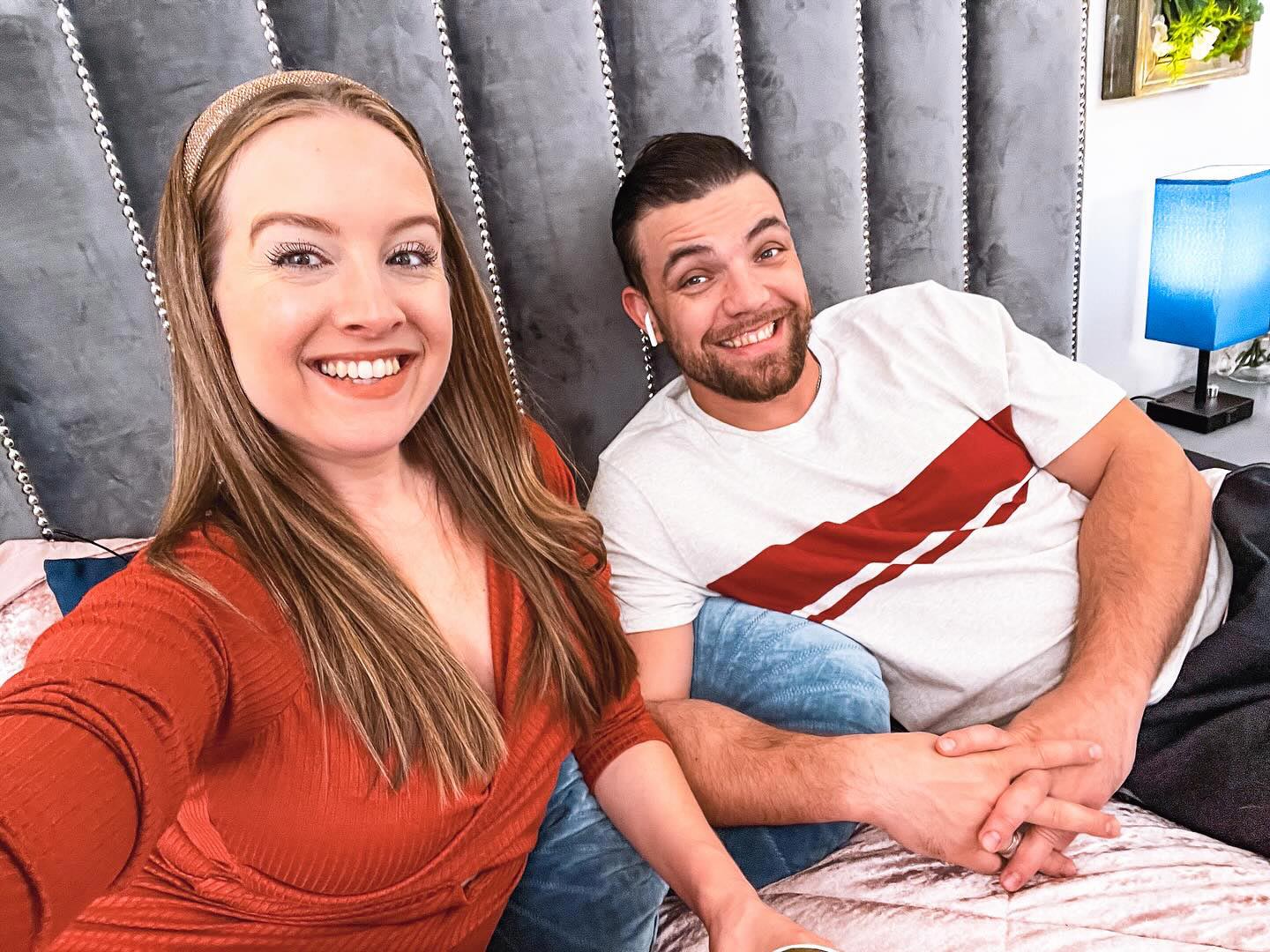 90 Day Fiance's Andrei Castravet Jokes Wife Elizabeth's Family Is 'A Cult'