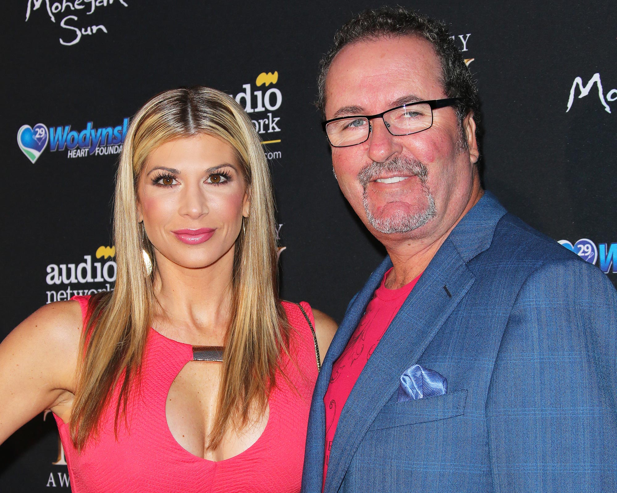 Alexis Bellino de RHOC revela lo que su ex Jim le envió por mensaje de texto después de la propuesta de John