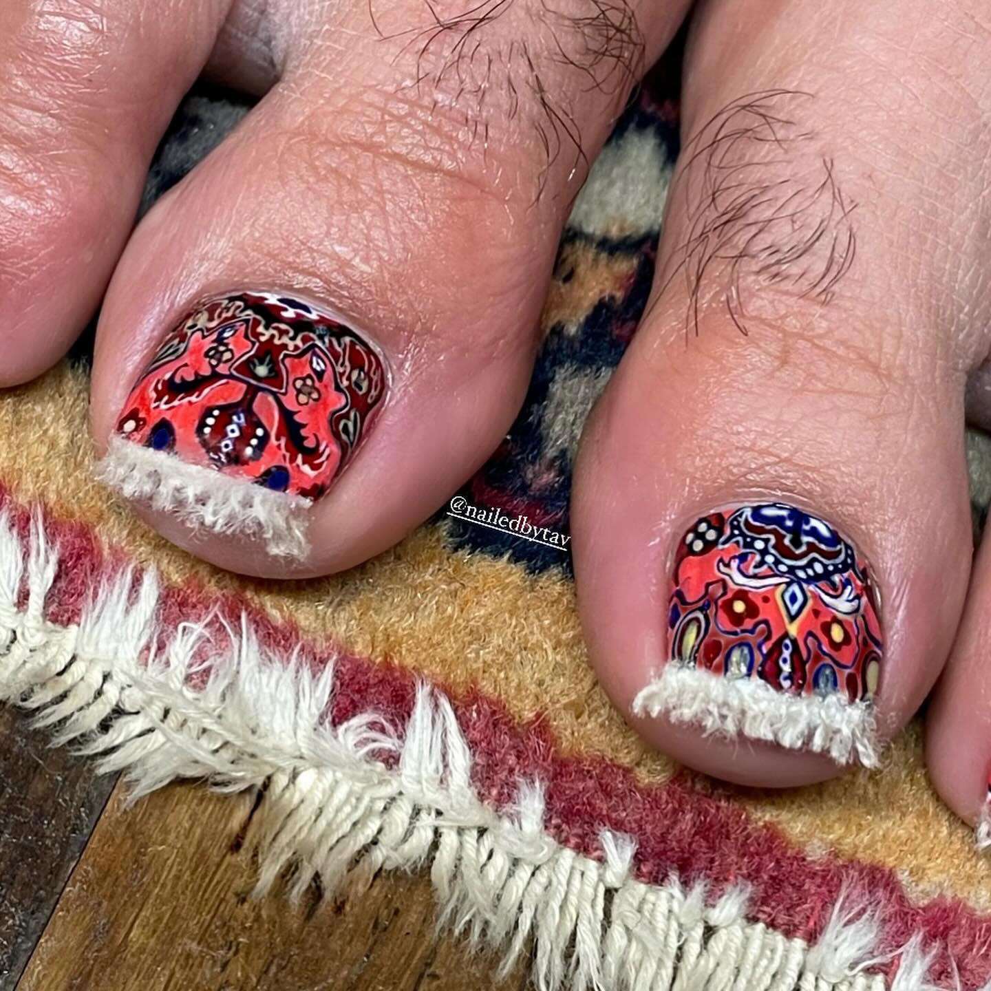 Benny Blanco Shows Off Wild ‘Persian Rug’ Pedicure Featuring Fuzzy Fringe