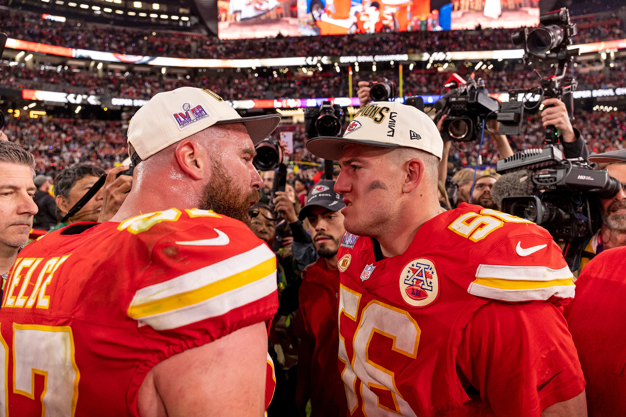 George Karlaftis de los Chiefs todavía tiene "toda la confianza" en Travis Kelce