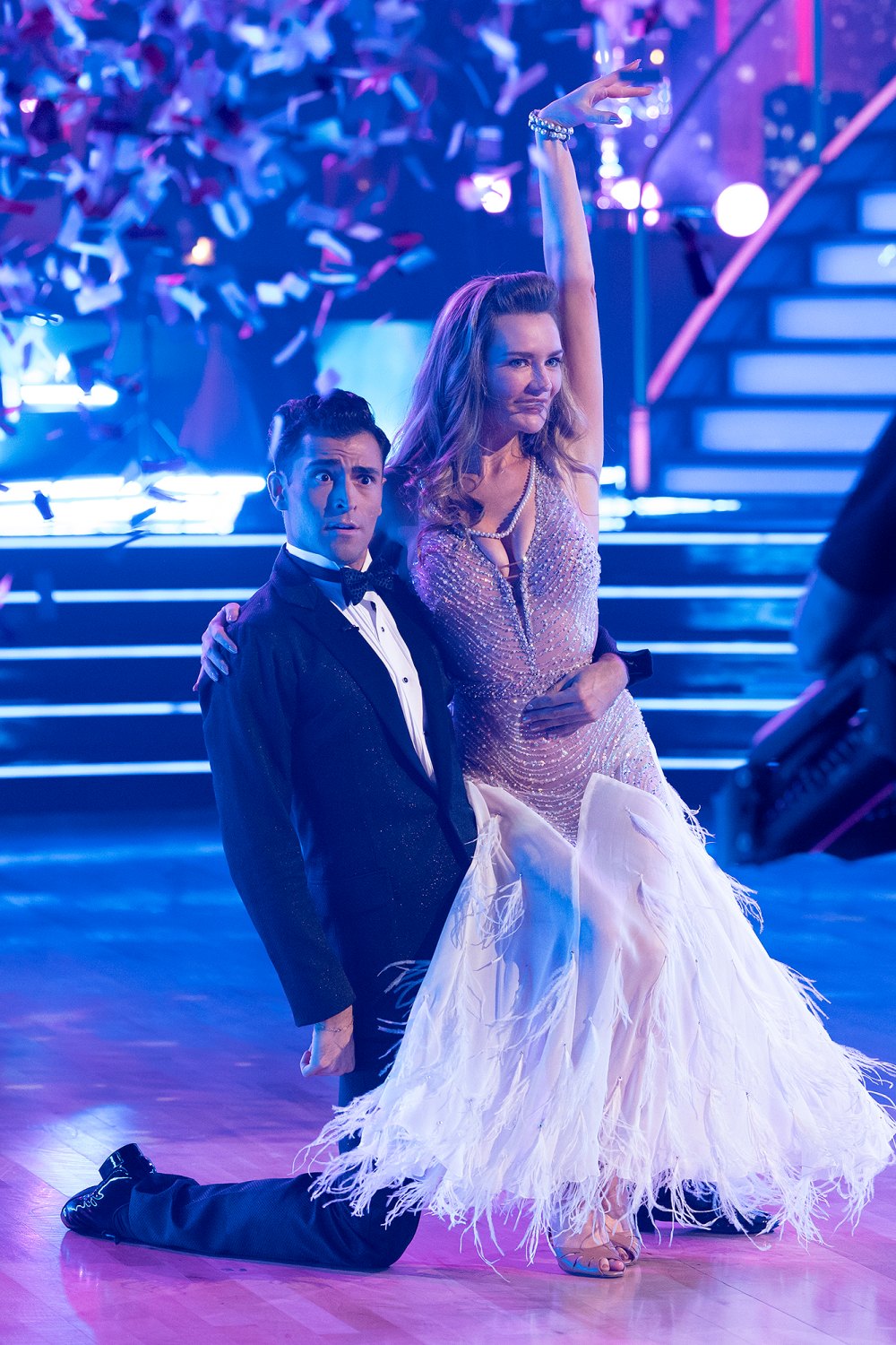 Ezra Sosa da DWTS 'poderia dizer' que Anna Delvey estava 'um pouco chateada' com a eliminação, apesar de não ter aprendido 'nada'