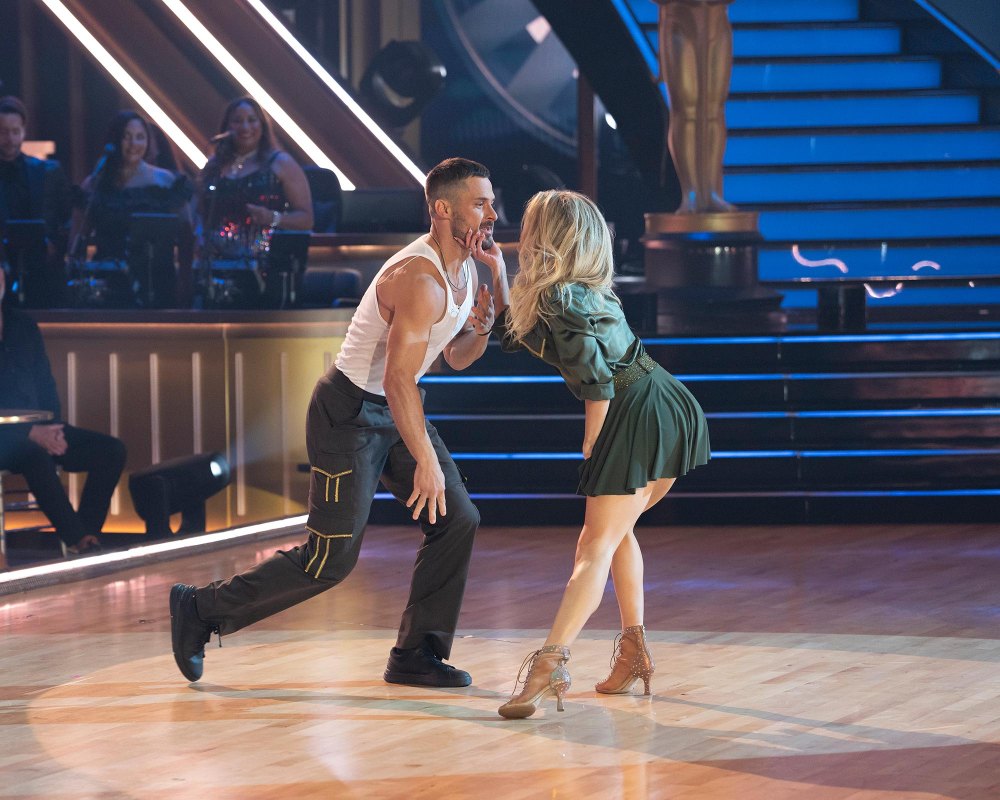 Danny Amendola ignora los tweets sedientos sobre el rendimiento de DWTS