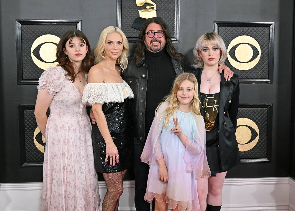 Foo Fighters Singer Dave Grohl's Family: Meet His Wife, 4 Daughters | Us  Weekly