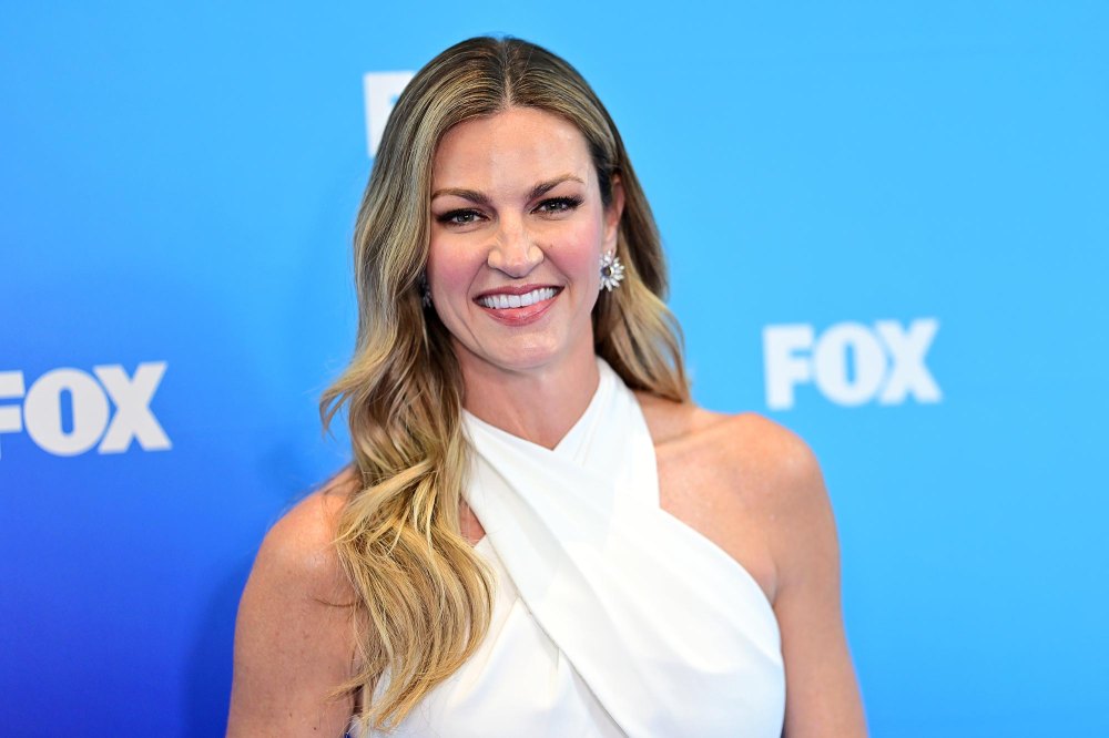 Erin Andrews Criticizes Aaron Rodgers for Snubbing Interview With Charissa Thompson 527