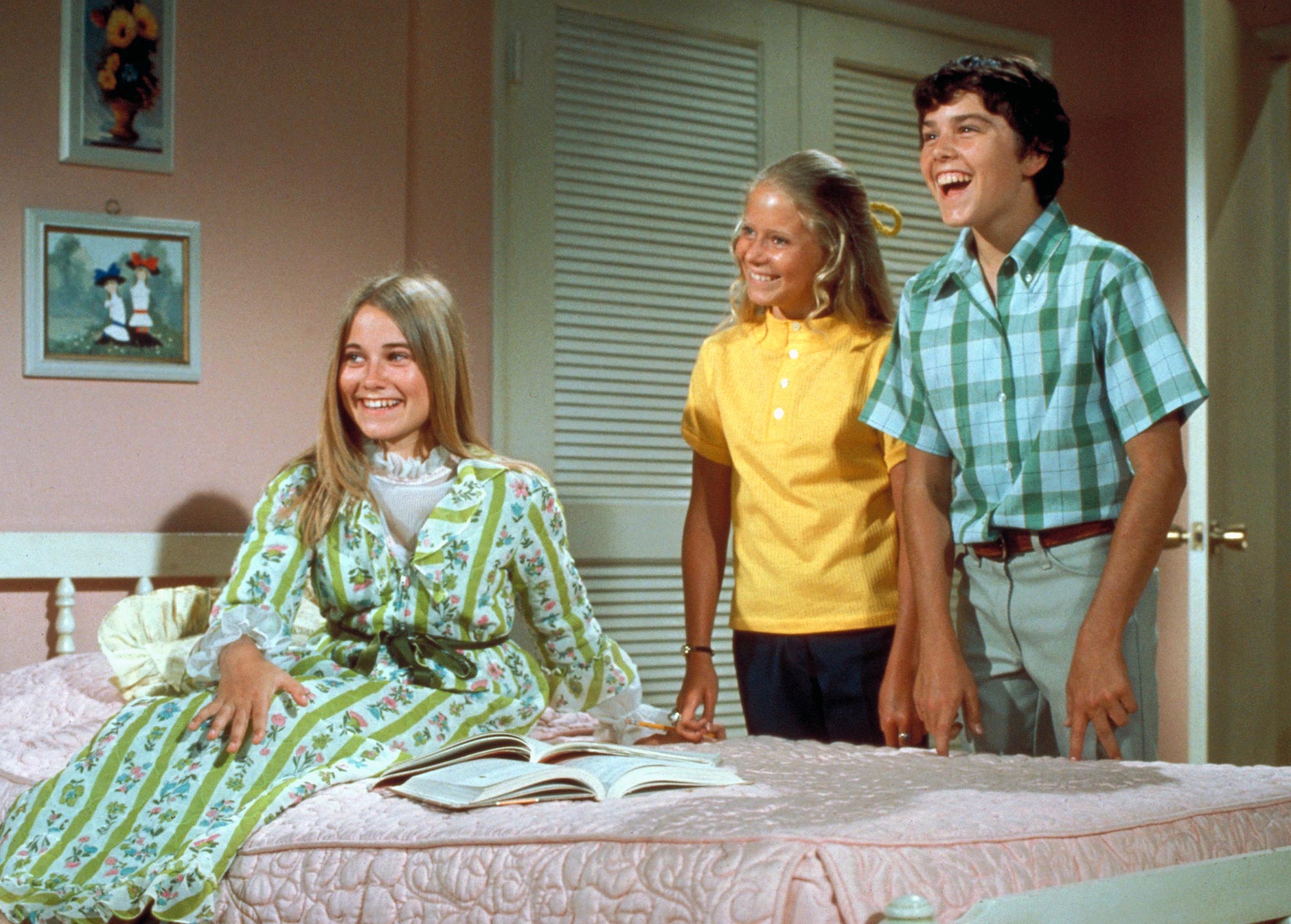 Everything The Brady Bunch Cast Has Said About Hooking Up With Each Other Off Camera 837