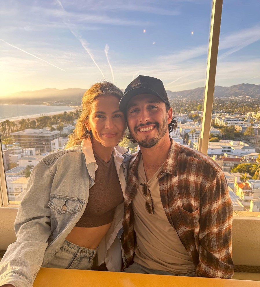 Garrett Stubbs and Fiancee Evyn Murray Relationship Timeline