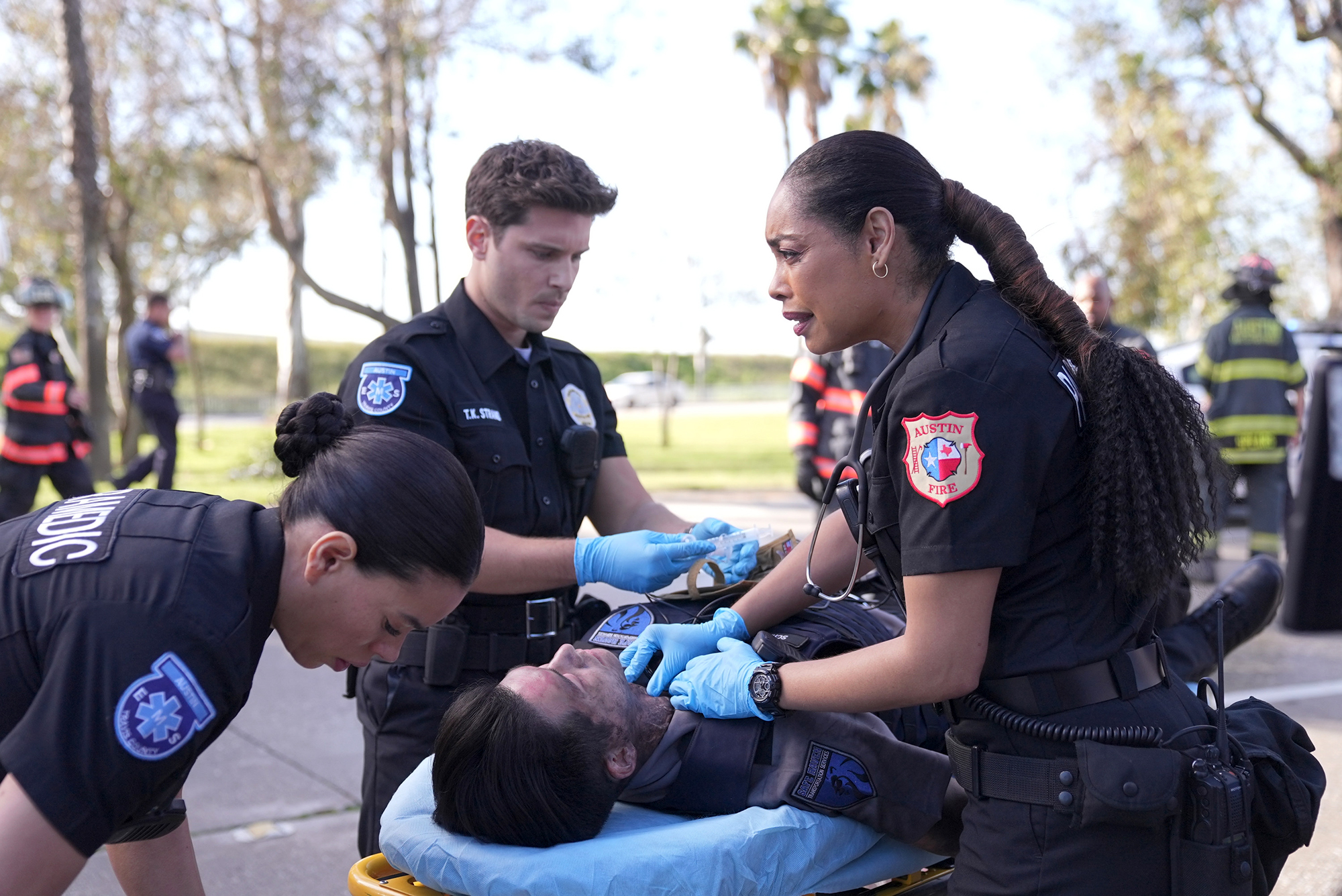 ทำไม Gina Torres ถึงพูดว่า '9-1-1: Lone Star' รอบปฐมทัศน์เป็นเรื่อง 'โหดร้าย' สำหรับการถ่ายทำ