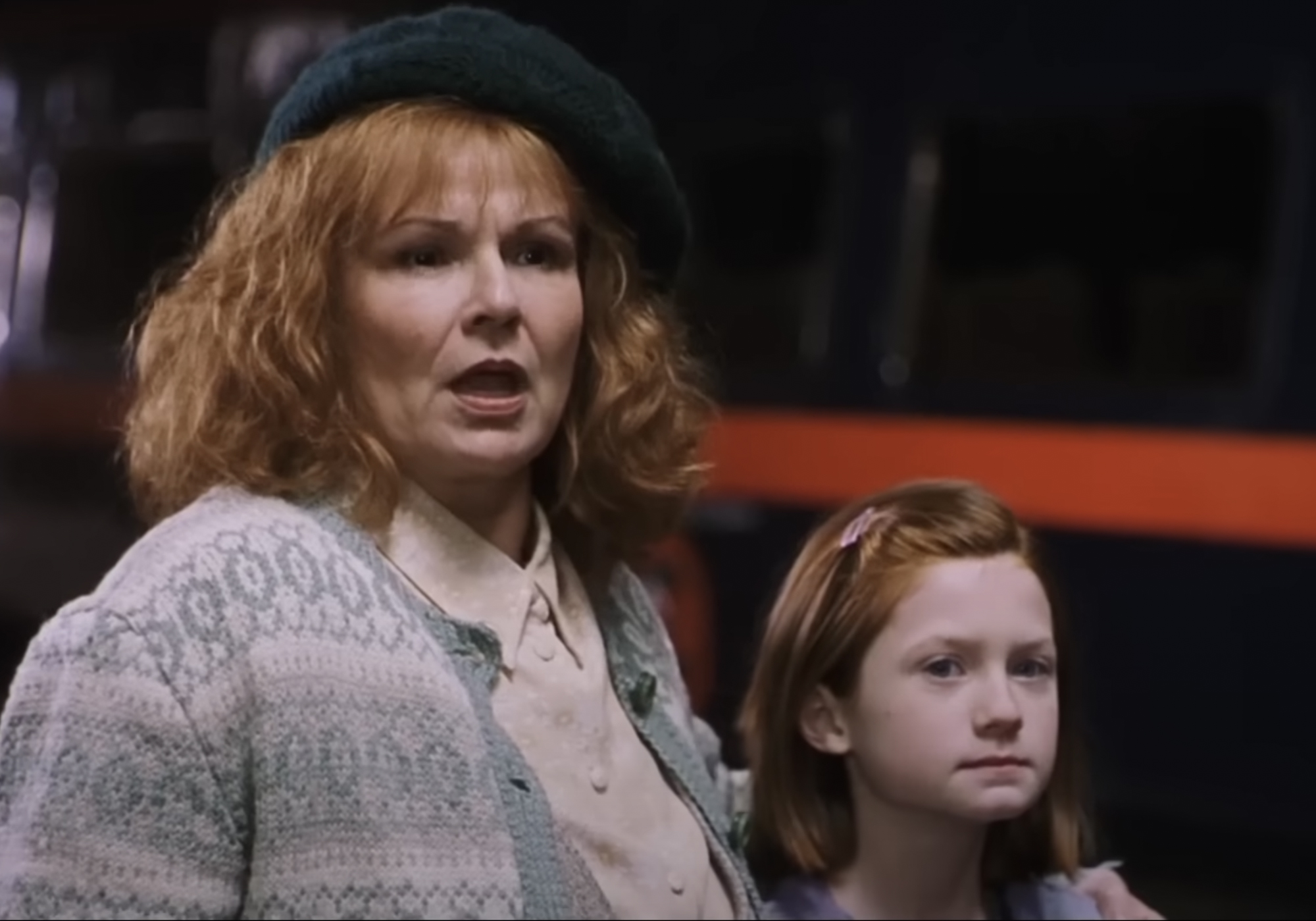 Bonnie Wright của Harry Potter muốn đọc sách cùng con trai cô ấy