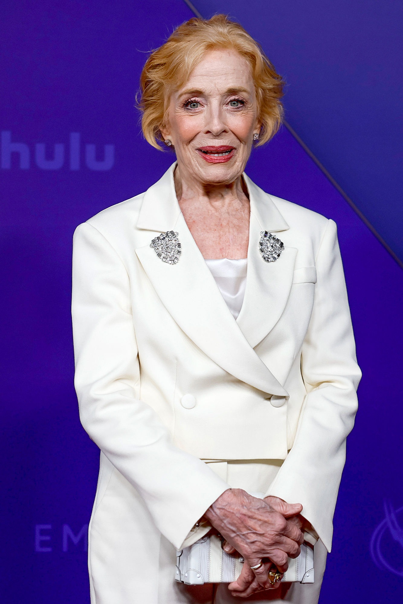 Holland Taylor verteidigt ihr Emmys-Outfit 2024 vor Kritikern mit einer bedeutungsvollen Geschichte