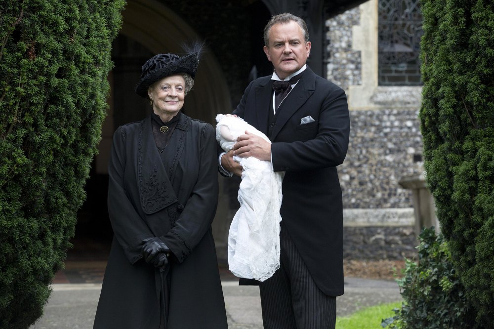 Hugh Bonneville Rob Lowe e mais celebridades lamentam a morte de Maggie Smith