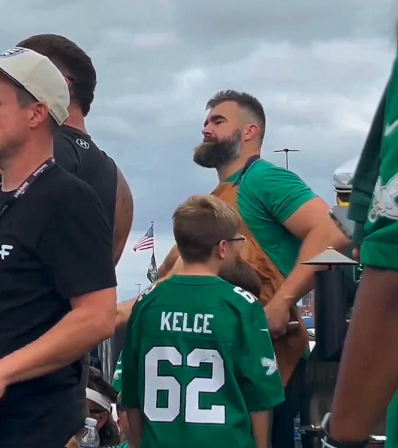 Jason Kelce Spotted Tailgating With Fans in His Return to Philly Ahead of Monday Night Countdown 141