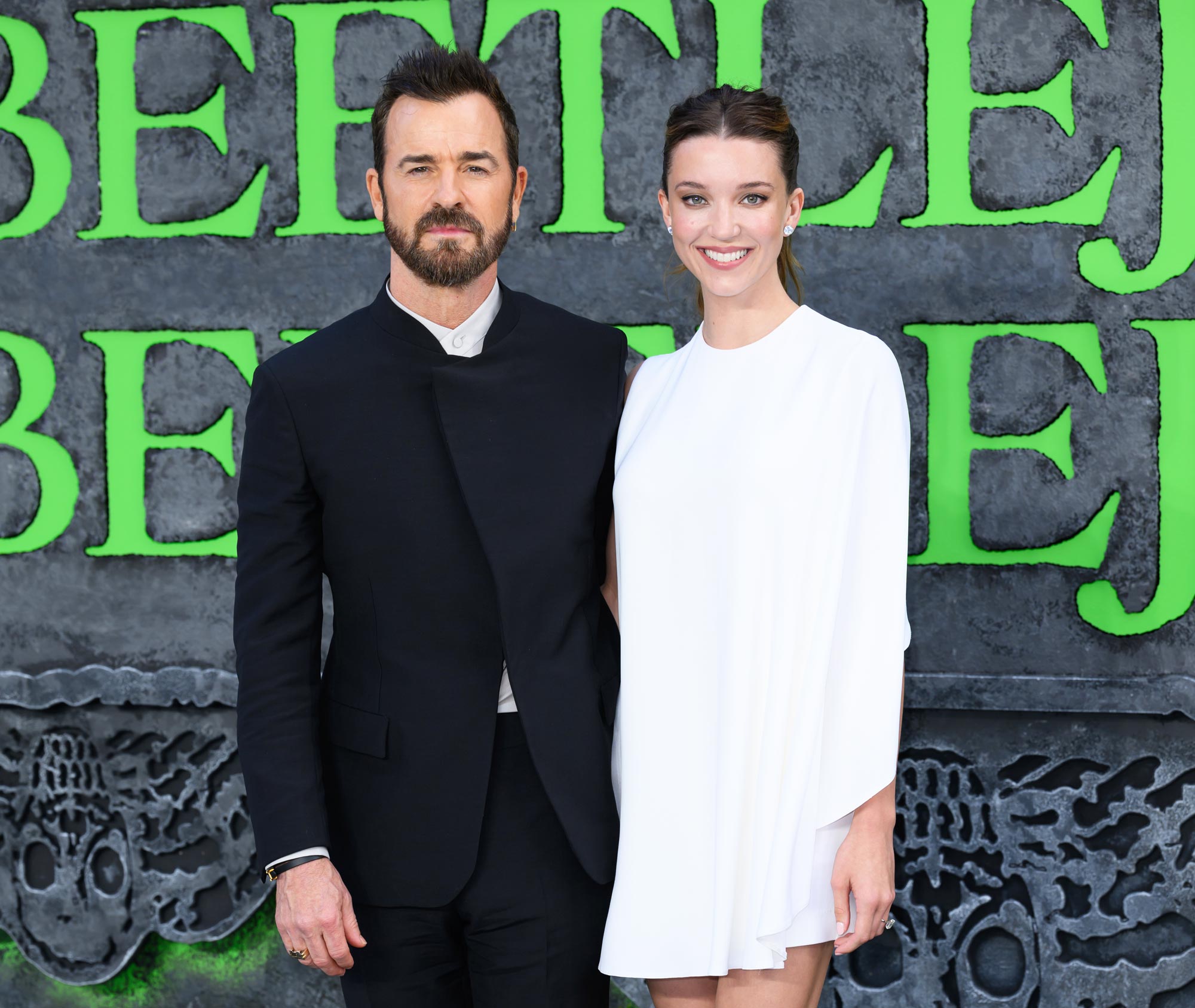 Justin Theroux admite que estava ‘nervoso’ ao propor casamento a Nicole Brydon Bloom