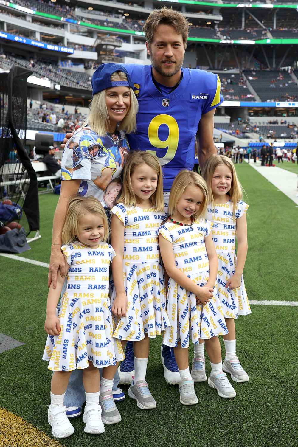 Kelly Stafford perdió brevemente a una de sus hijas en el juego de los Rams en Arizona