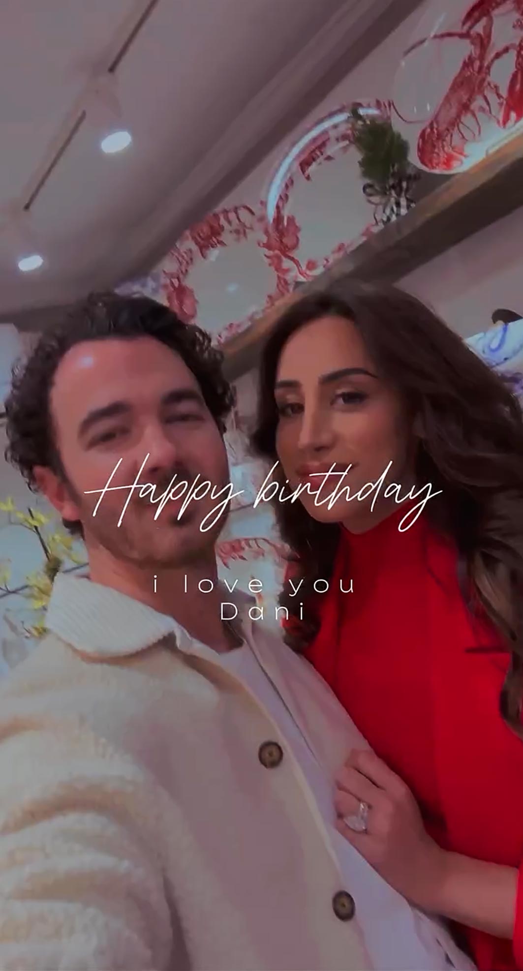 Kevin Jonas brinda à esposa Danielle Jonas em seu 38º aniversário: 'Te amo'