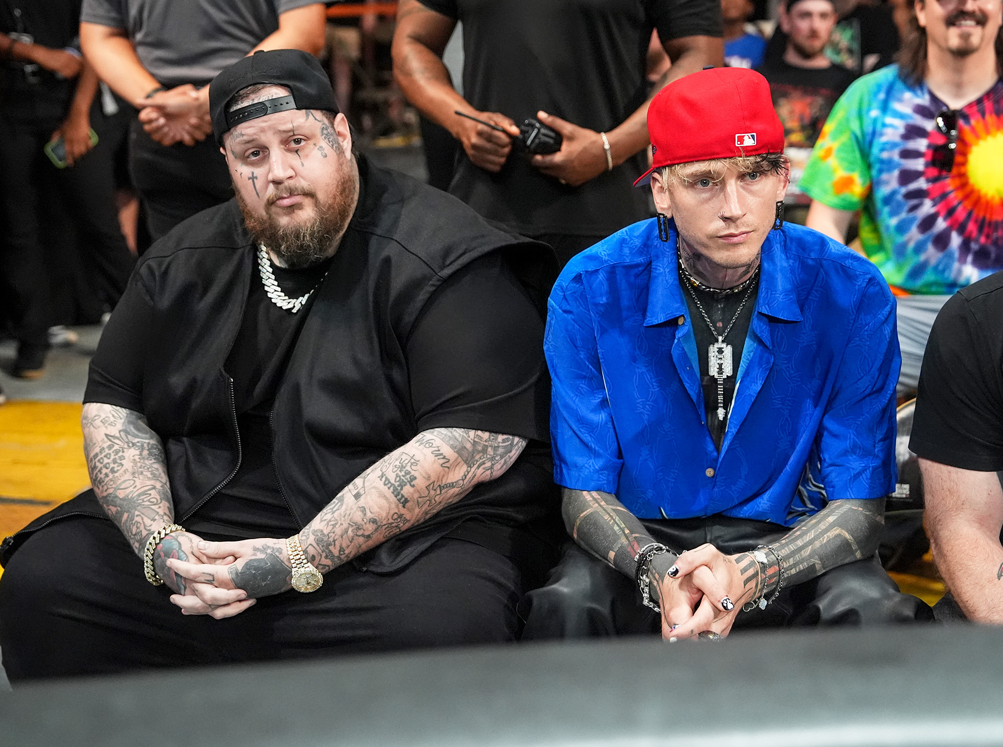 Machine Gun Kelly sagt, er und Jelly Roll hätten sich vor 10 Jahren gehasst