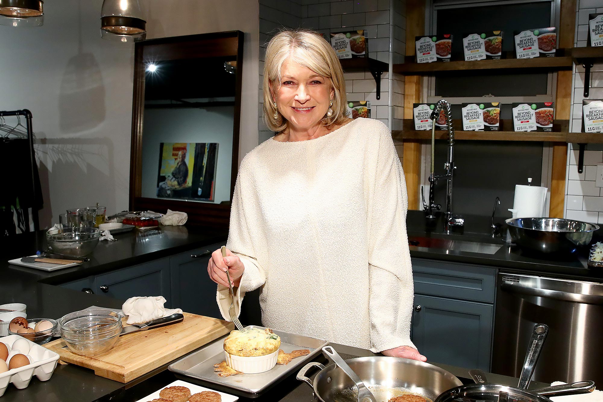 Martha Stewart Says Ina Garten Was Extremely Unfriendly When She Went to Prison Distressing