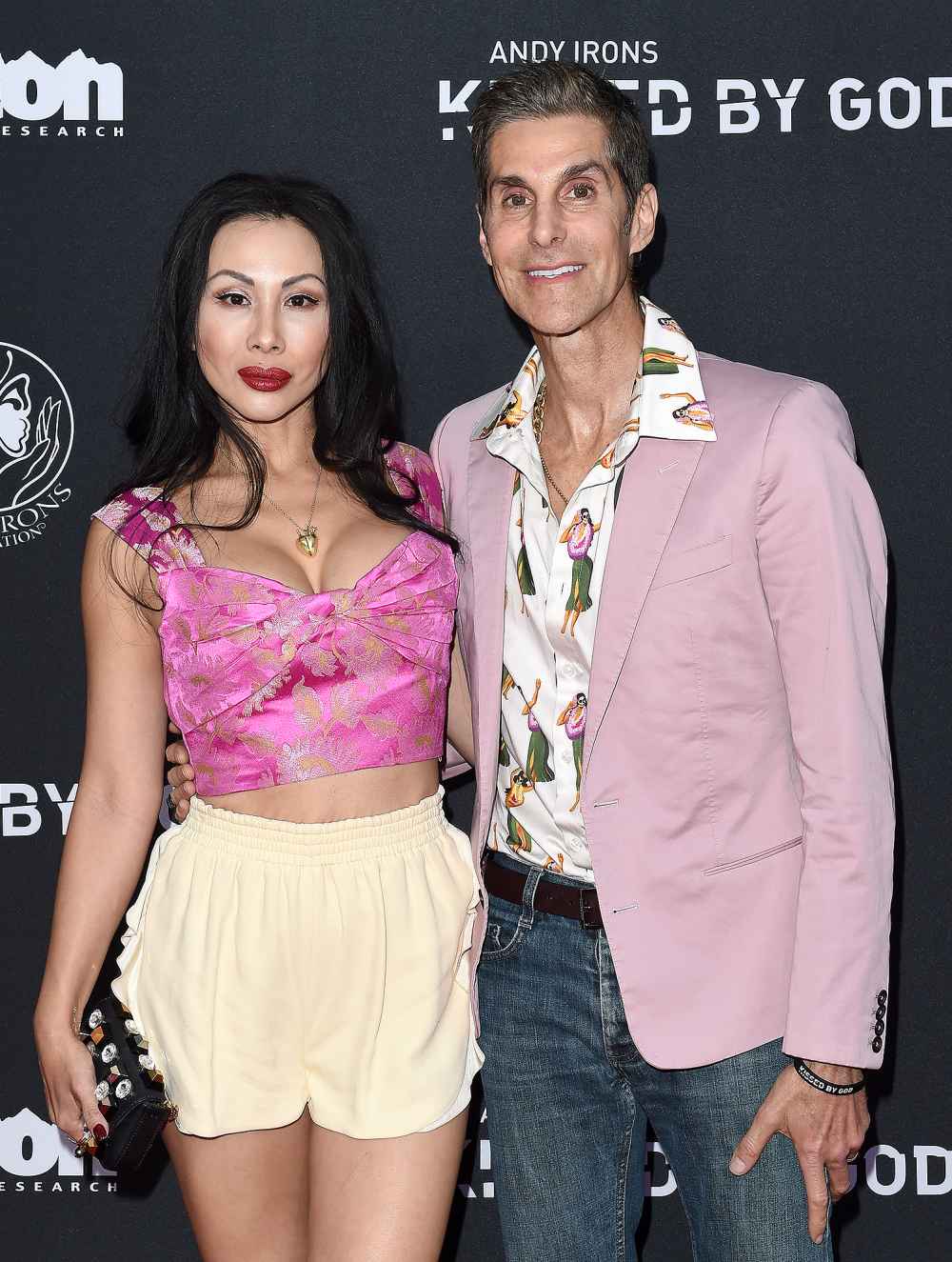 Perry Farrell's Wife Says He Is Seeking Help After Onstage Fight With Dave Navarro