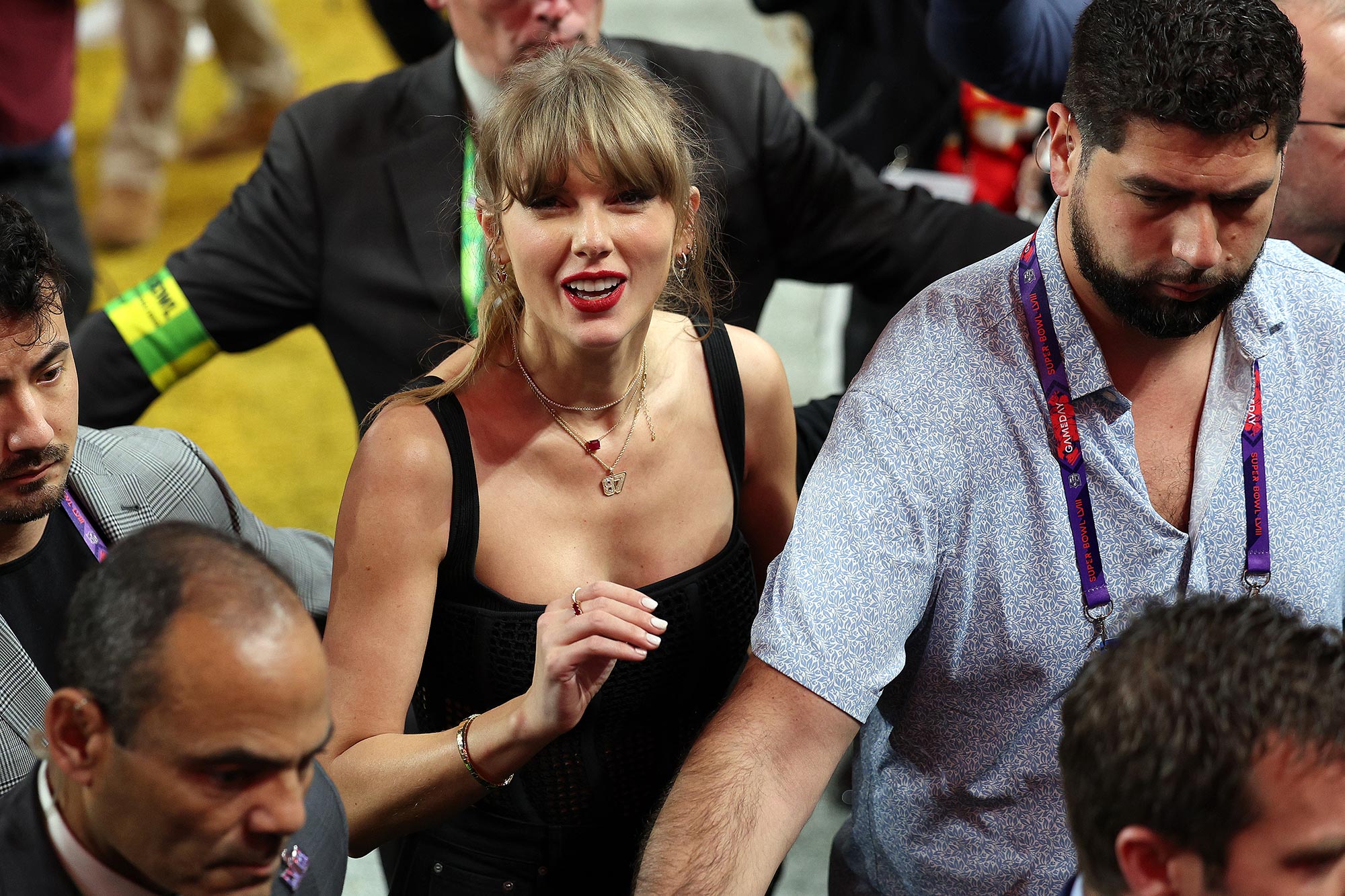 Peter Schrager critica a los 'neandertales' molestos por la presencia de Taylor Swift en la NFL