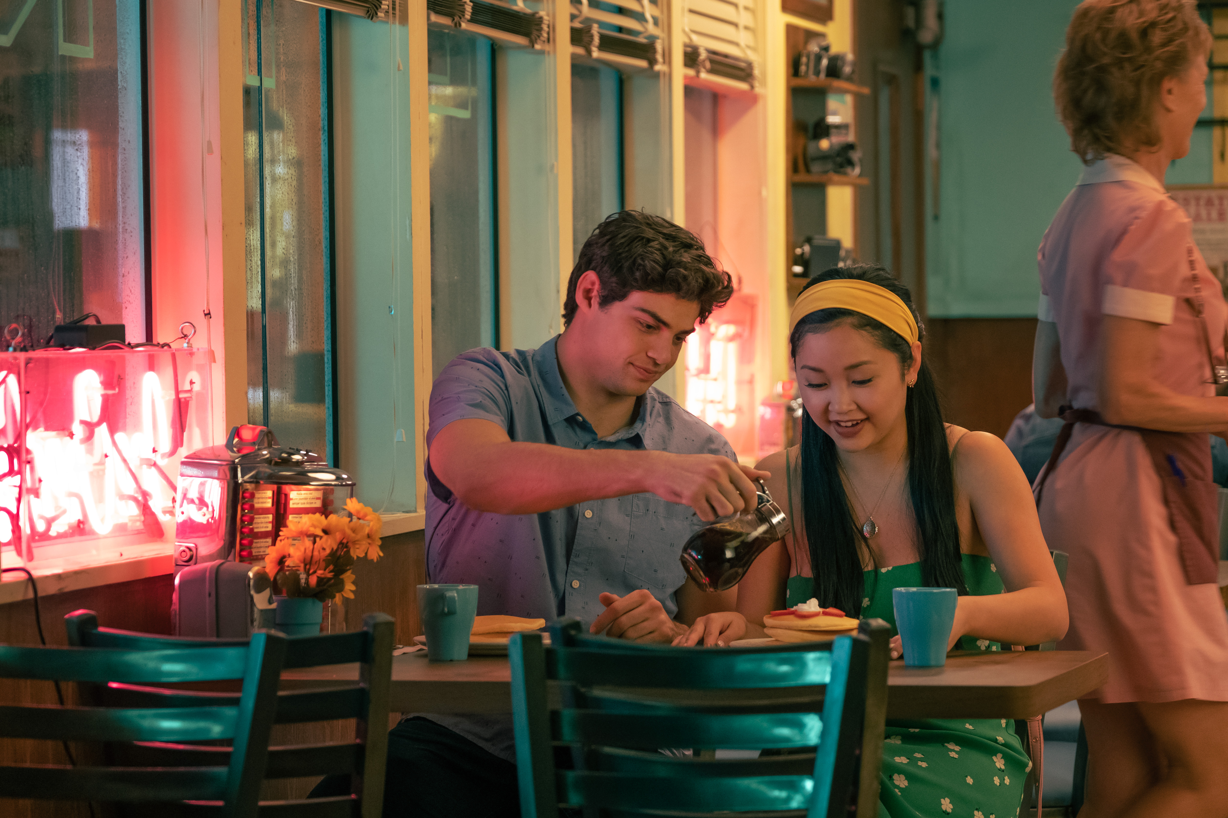 Lana Condor não tem certeza sobre se reunir com Noah Centineo em mais Rom-Coms