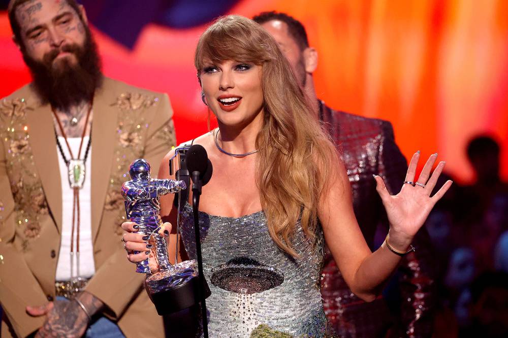 Taylor Swift Dominates With 7 Wins at the 2024 MTV Video Music Awards, Including Artist of the Year: 