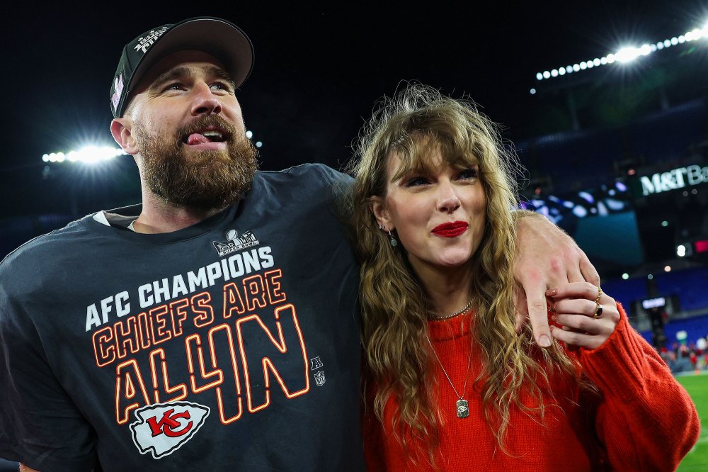 Taylor Swift aparentemente arrasa com os passos de dança do ensino médio na abertura do Kansas City Chiefs em casa 3