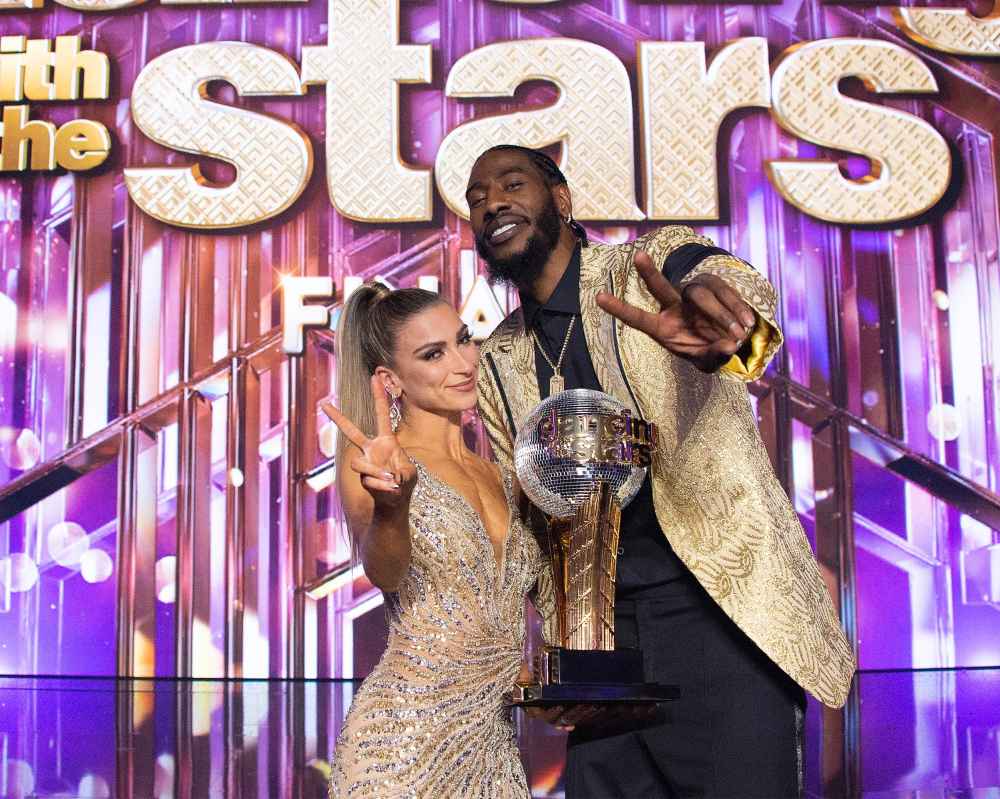 Las 10 mejores rutinas de Dancing With the Stars en las que aún pensamos Desde Bindi y Derek hasta Laurie y Val Iman Shumpert y Daniella Karagach s Us Contemporary 210