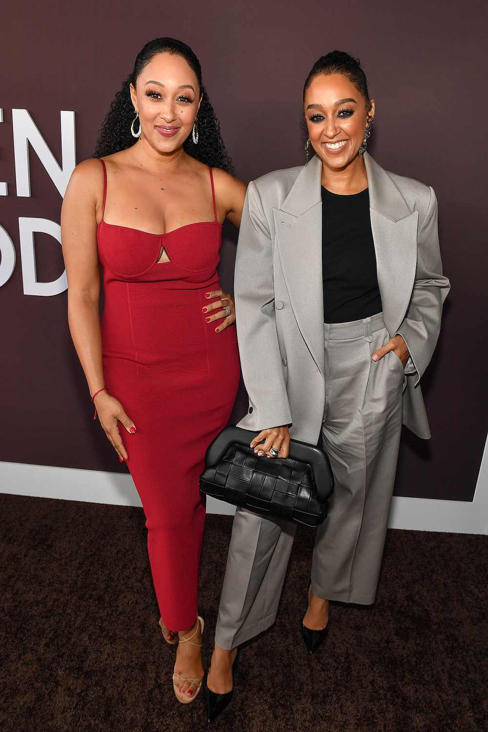 Tia Mowry admite que não é próxima da gêmea Tamara