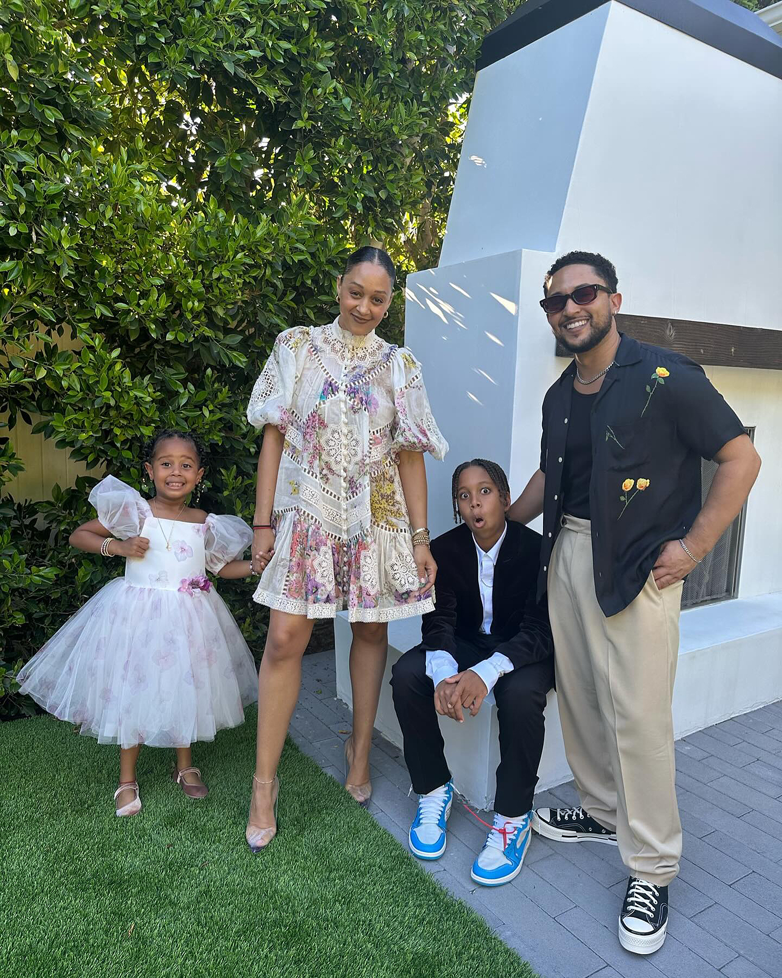 คำพูดตรงไปตรงมาของ Tia และ Tamera Mowry เกี่ยวกับพันธบัตรแฝดของพวกเขาในช่วงหลายปีที่ผ่านมา