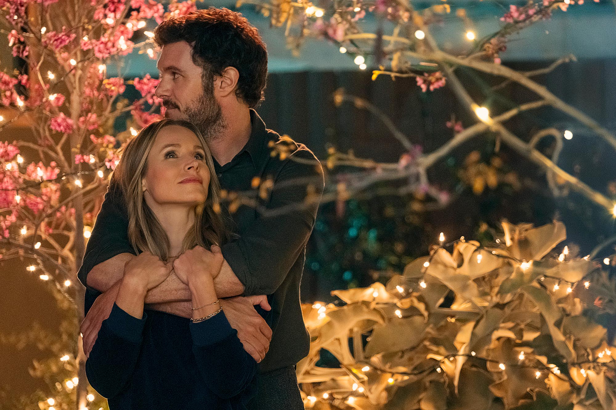 What Kristen Bell and Adam Brody Said About Playing Younger Ages on Nobody Wants This 845