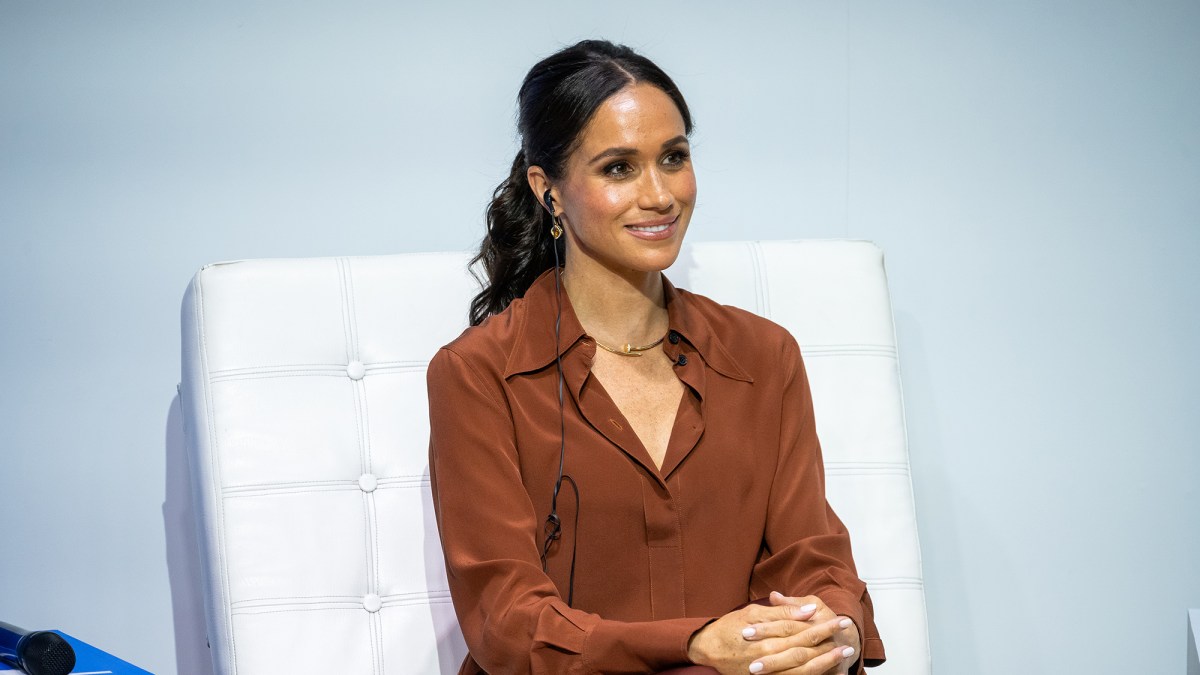 Meghan Markle's Email Signature: More Details About Her Workplace Emerge