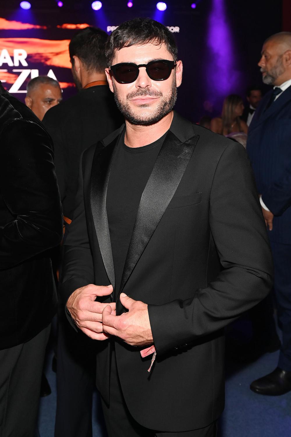 Zac Efron por dentro da Gala da amfAR