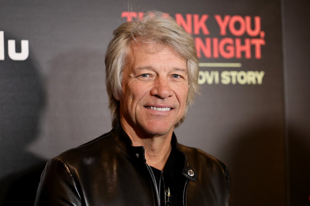 Jon Bon Jovi convence a una mujer para que descienda de la cornisa de un puente en Nashville